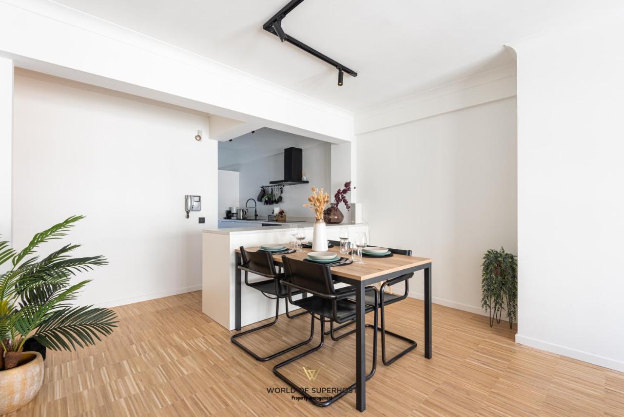 Luxurious Apartment Next To The Sea And City Centre With Free Parking Space Ostende Exteriér fotografie